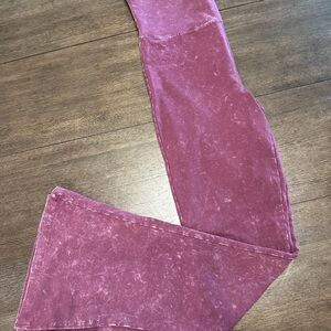 PINK‎ Victoria's Secret Mauve Wash Leggings